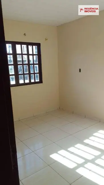 Foto 2 de Casa com 2 quartos para alugar, 360m2 em Sao Francisco Do Sul - SC