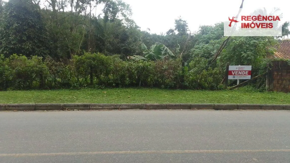 Foto 1 de Terreno / Lote à venda, 400m2 em Sao Francisco Do Sul - SC