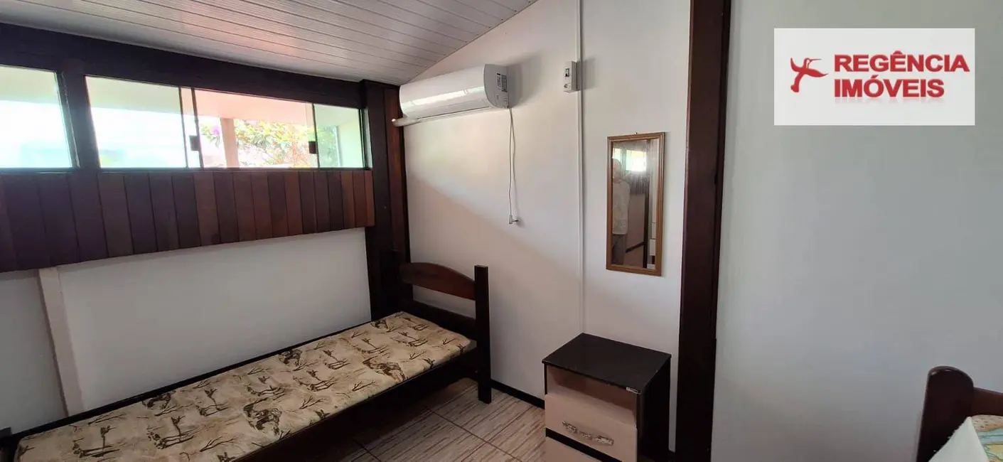 Foto 9 de Casa com 6 quartos à venda, 360m2 em Sao Francisco Do Sul - SC