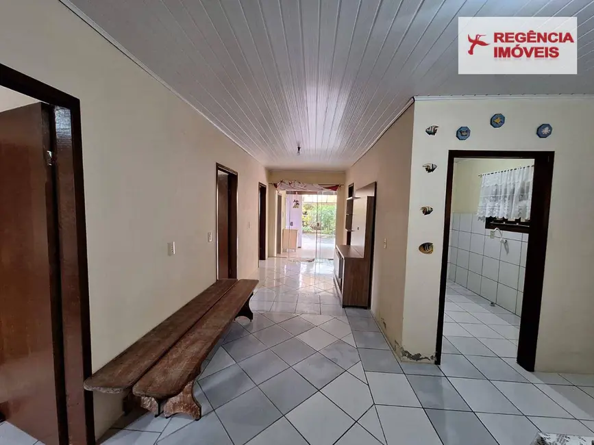 Foto 2 de Casa com 3 quartos à venda, 287m2 em Ubatuba, Sao Francisco Do Sul - SC