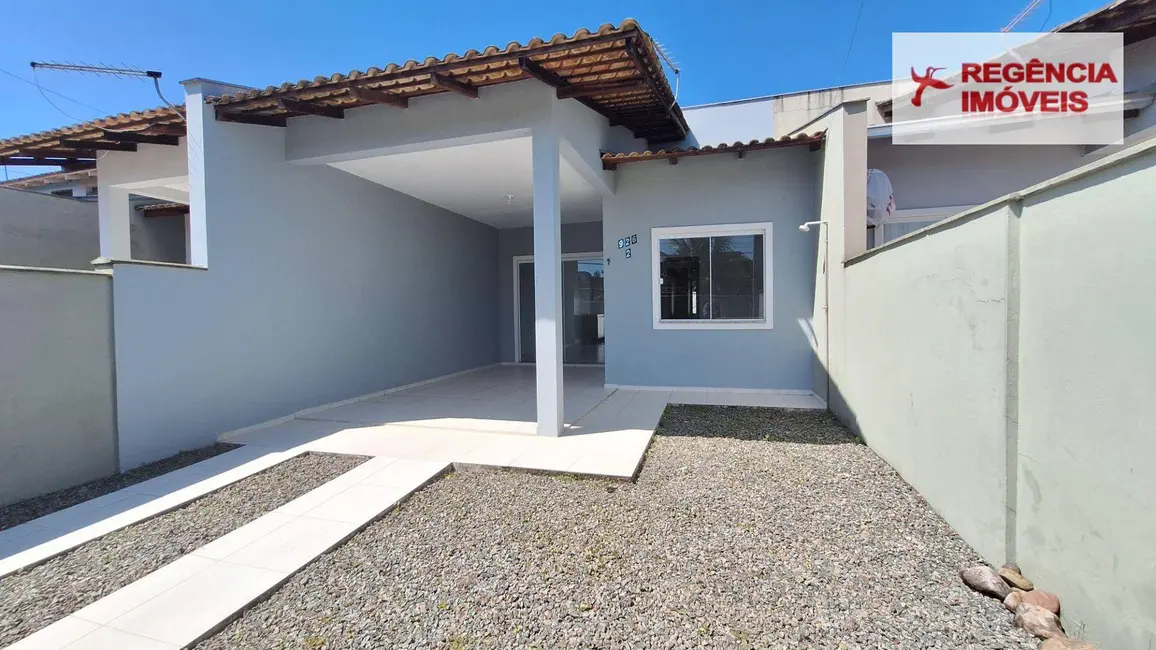 Foto 2 de Casa com 2 quartos à venda, 119m2 em Sao Francisco Do Sul - SC