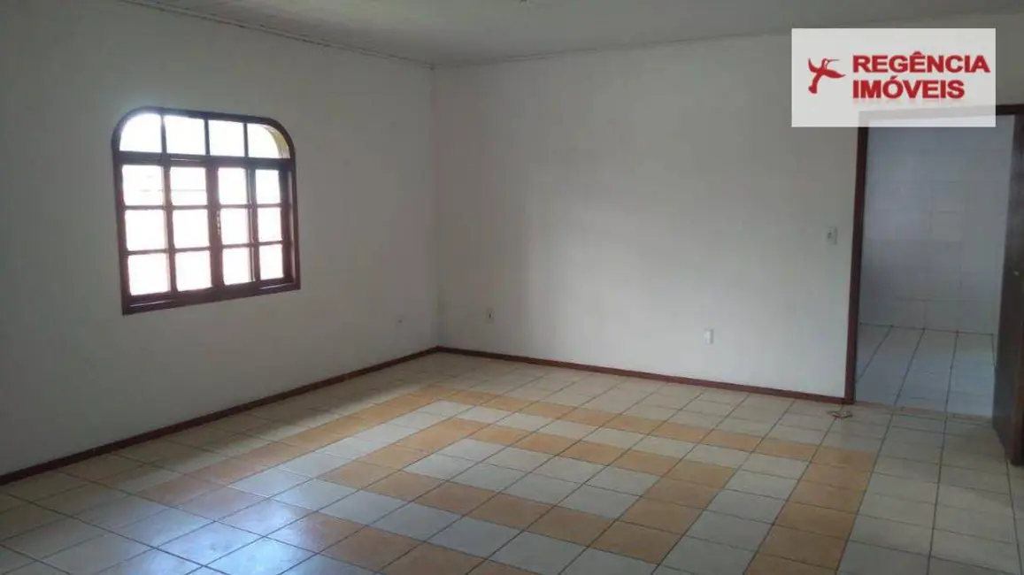 Foto 3 de Sobrado com 5 quartos à venda, 302m2 em Sao Francisco Do Sul - SC