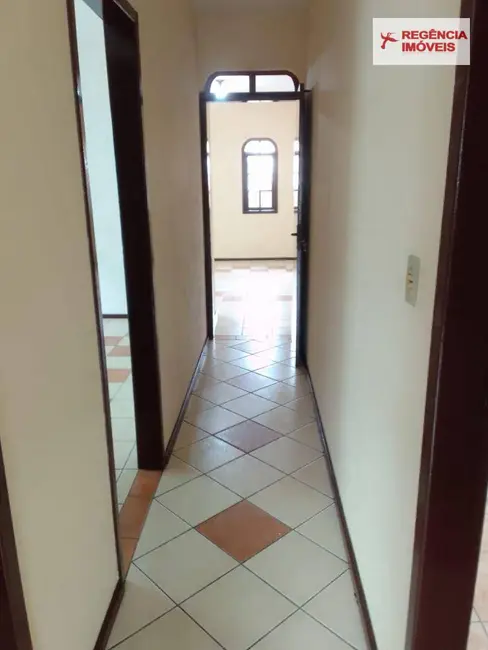 Foto 7 de Sobrado com 5 quartos à venda, 302m2 em Sao Francisco Do Sul - SC