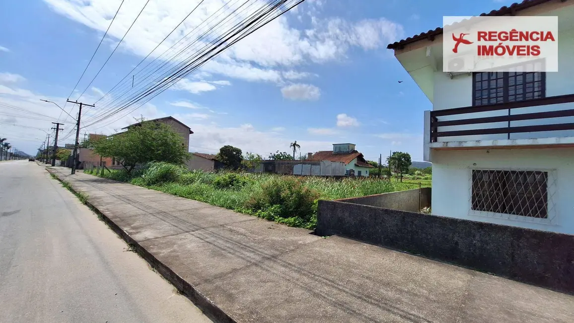 Foto 2 de Terreno / Lote à venda, 260m2 em Sao Francisco Do Sul - SC