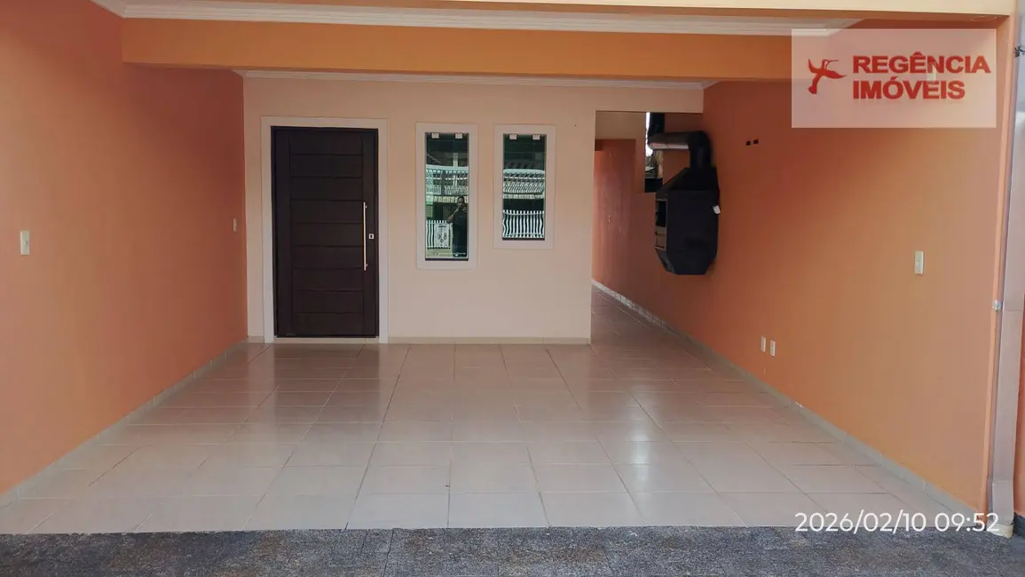 Foto 1 de Casa com 2 quartos para alugar, 160m2 em Sao Francisco Do Sul - SC