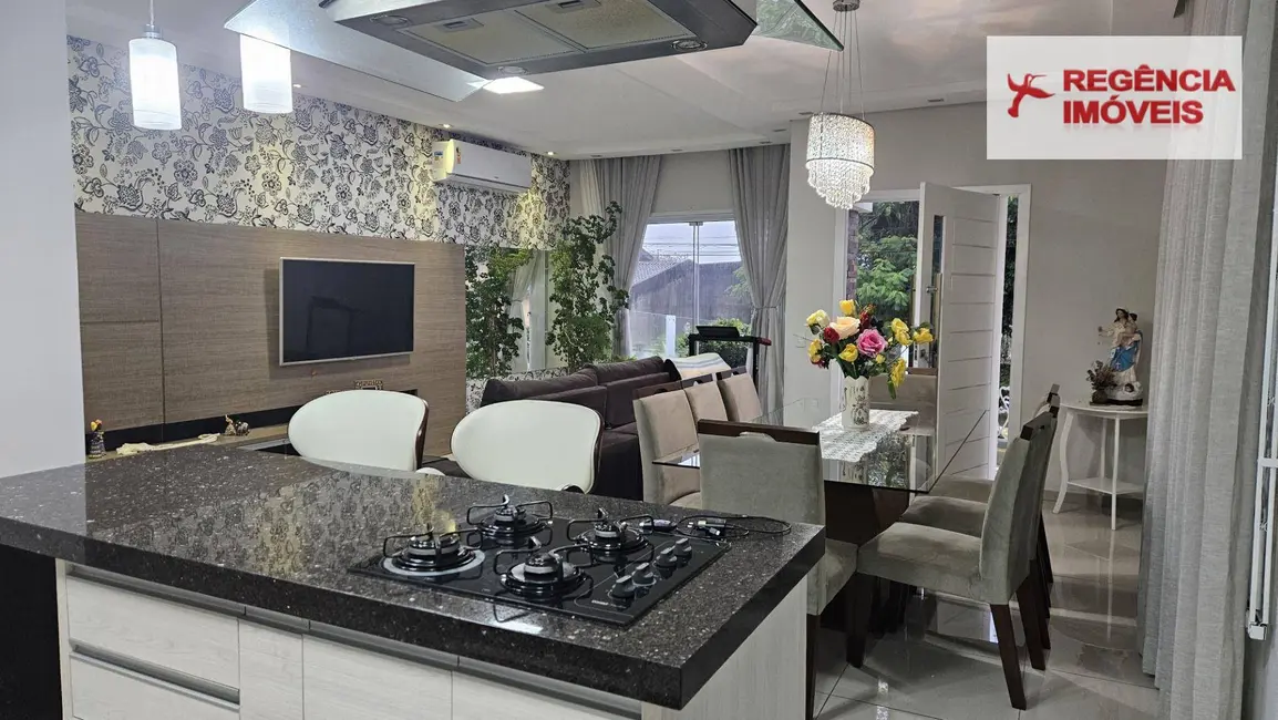 Foto 8 de Casa com 3 quartos à venda, 660m2 em Sao Francisco Do Sul - SC