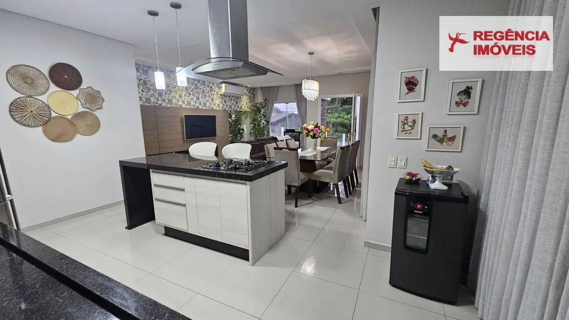 Foto 2 de Casa com 3 quartos à venda, 660m2 em Sao Francisco Do Sul - SC