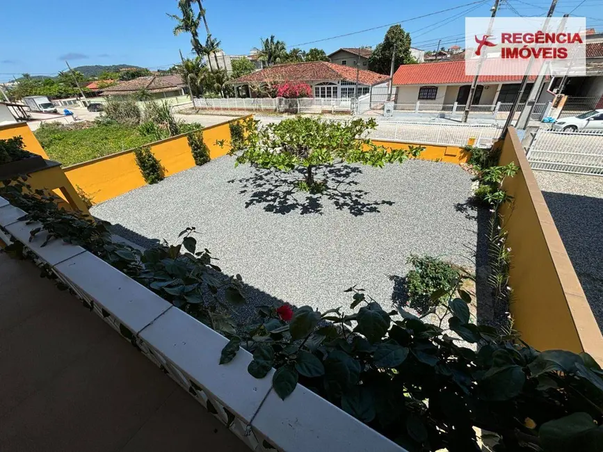 Foto 8 de Casa com 4 quartos à venda, 435m2 em Ubatuba, Sao Francisco Do Sul - SC