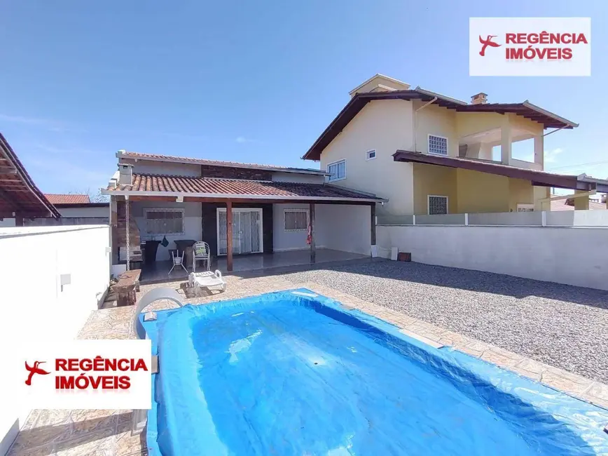 Foto 1 de Casa com 2 quartos à venda, 267m2 em Balneario Barra Do Sul - SC
