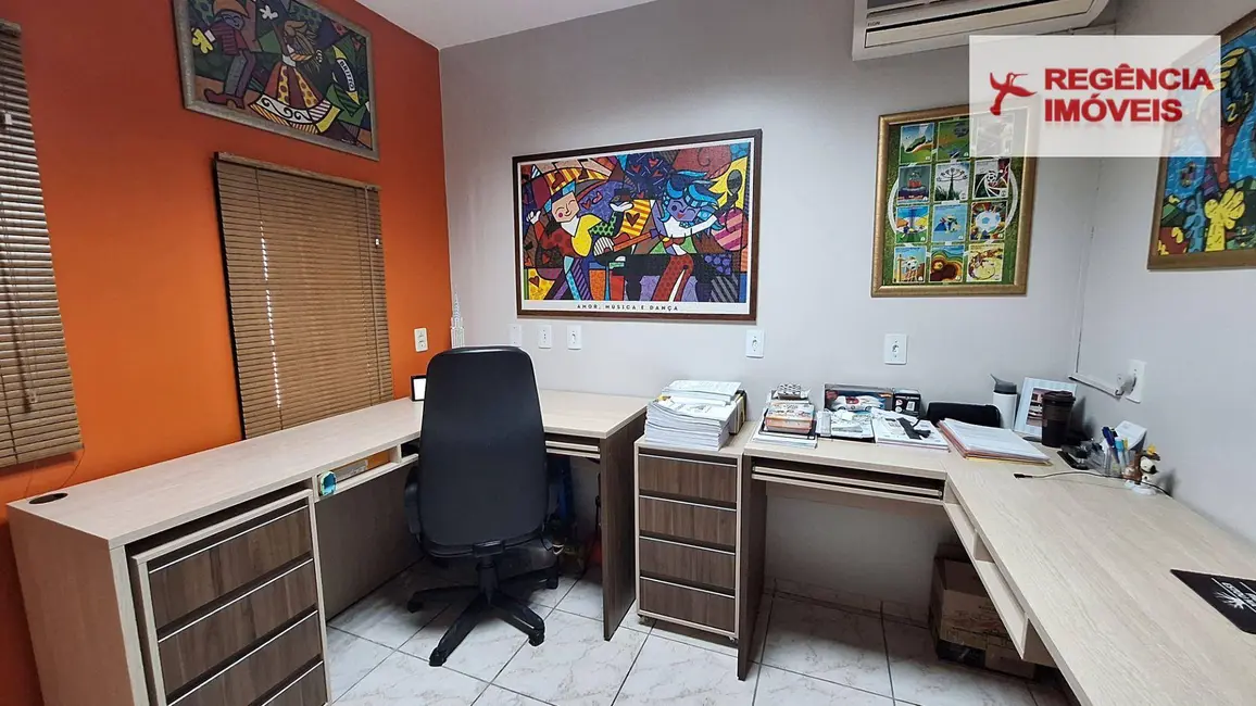 Foto 4 de Casa com 4 quartos à venda, 363m2 em Sao Francisco Do Sul - SC