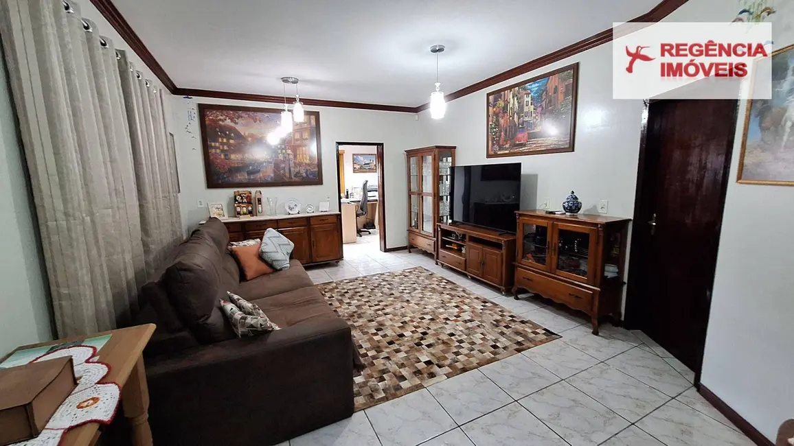 Foto 2 de Casa com 4 quartos à venda, 363m2 em Sao Francisco Do Sul - SC