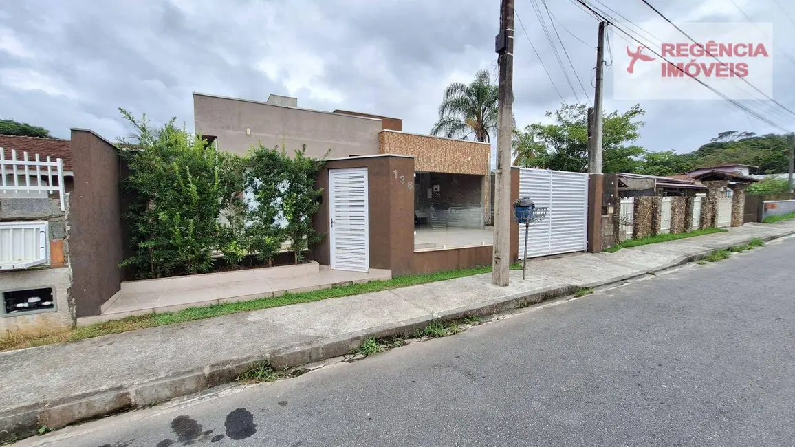 Foto 2 de Casa com 3 quartos à venda, 588m2 em Sao Francisco Do Sul - SC