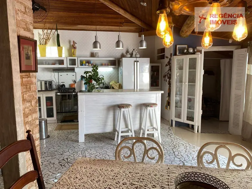 Foto 2 de Casa com 3 quartos à venda, 342m2 em Sao Francisco Do Sul - SC