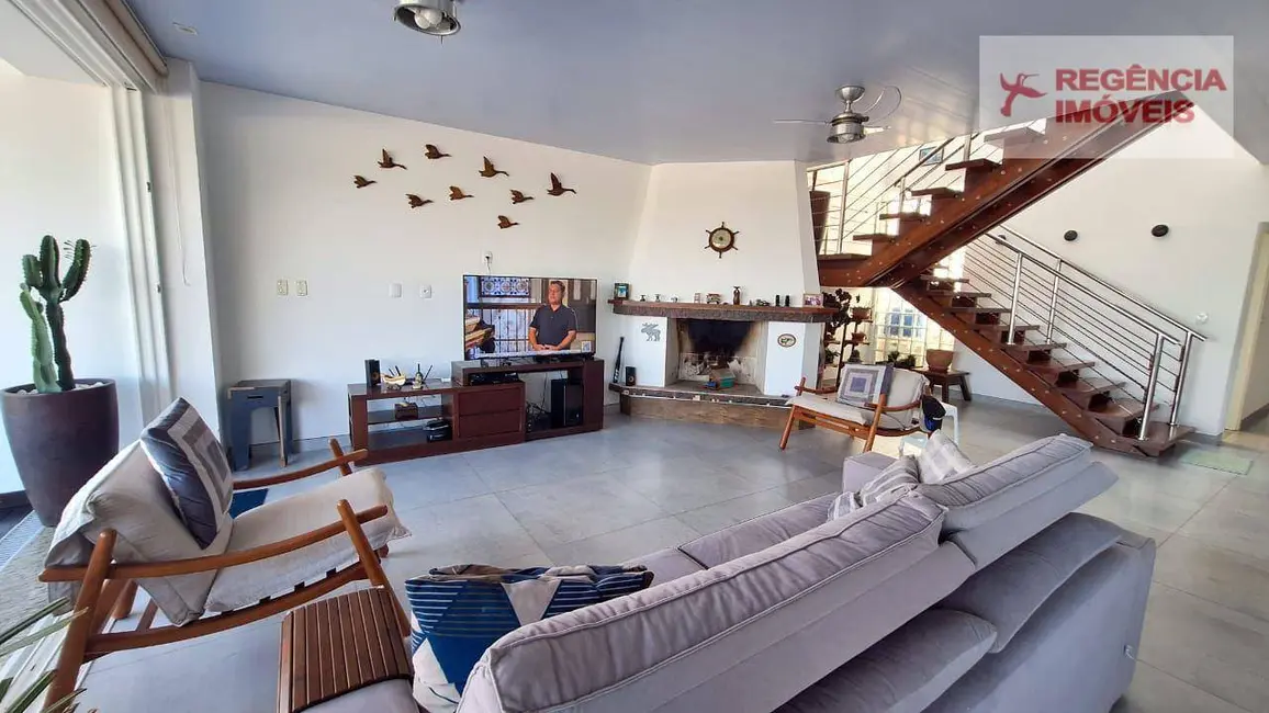 Foto 9 de Casa com 4 quartos à venda, 574m2 em Sao Francisco Do Sul - SC