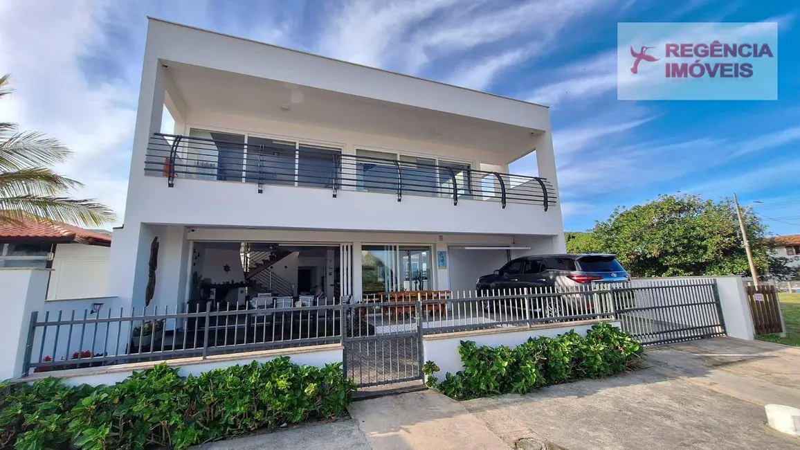 Foto 1 de Casa com 4 quartos à venda, 574m2 em Sao Francisco Do Sul - SC