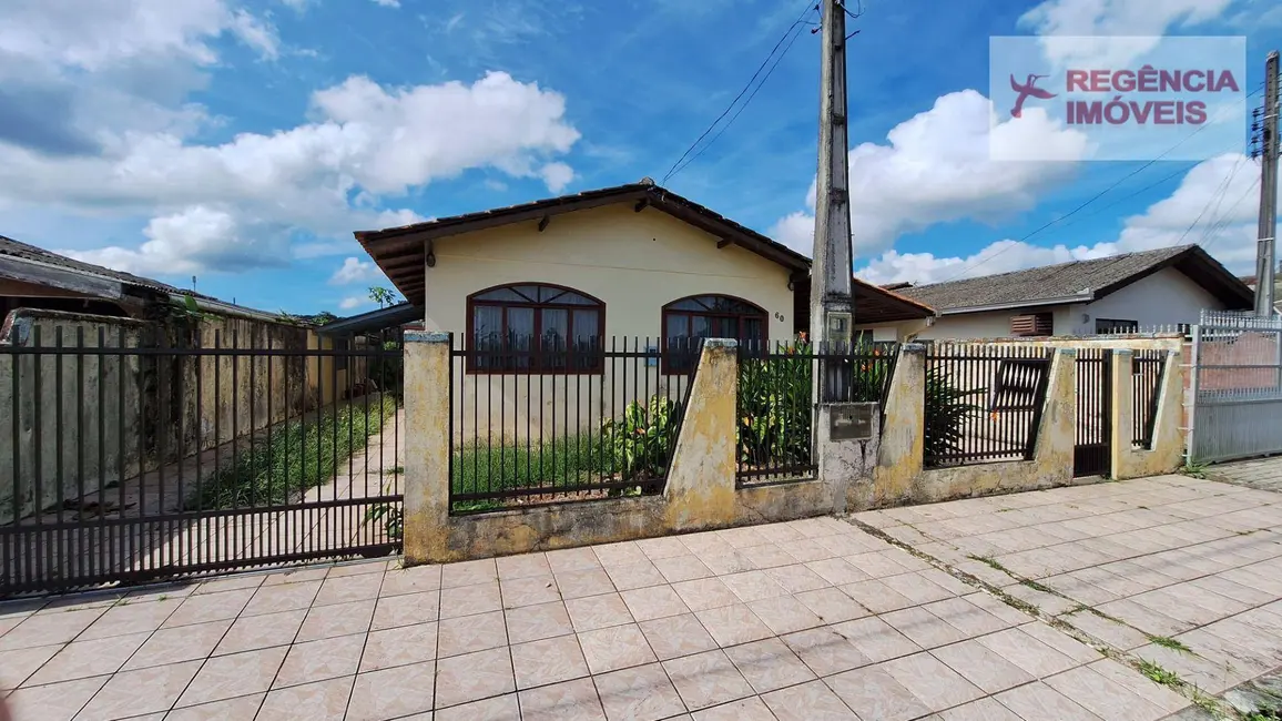 Foto 1 de Casa com 4 quartos à venda, 360m2 em Sao Francisco Do Sul - SC