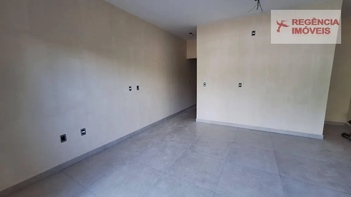 Foto 2 de Casa com 2 quartos à venda, 74m2 em Sao Francisco Do Sul - SC