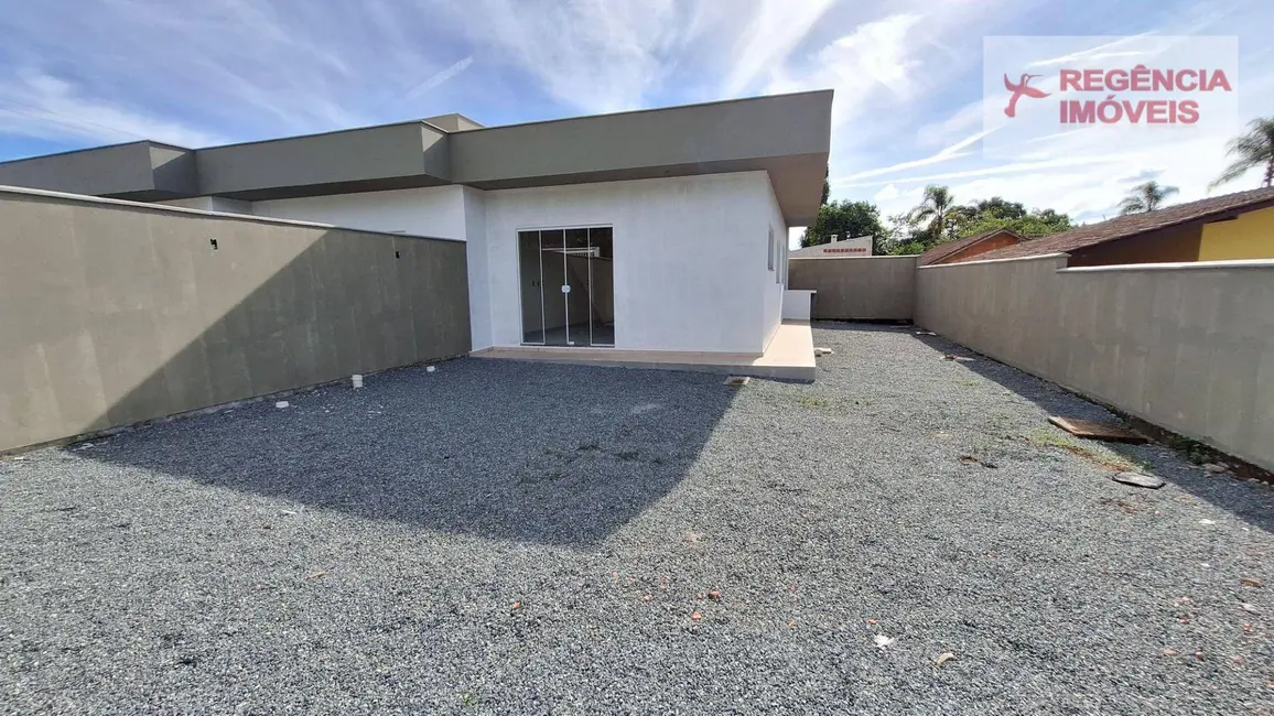 Casa com 2 quartos à venda, 143m2 em Sao Francisco Do Sul - SC - imagem 3 Foto 3 de Casa com 2 quartos à venda, 143m2 em Sao Francisco Do Sul - SC