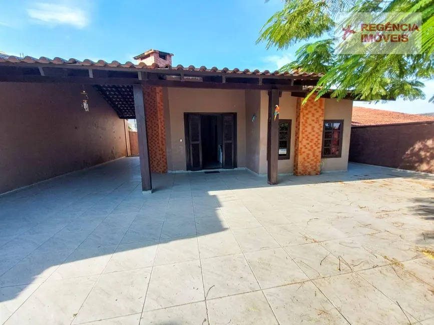 Foto 1 de Casa com 3 quartos à venda, 312m2 em Sao Francisco Do Sul - SC