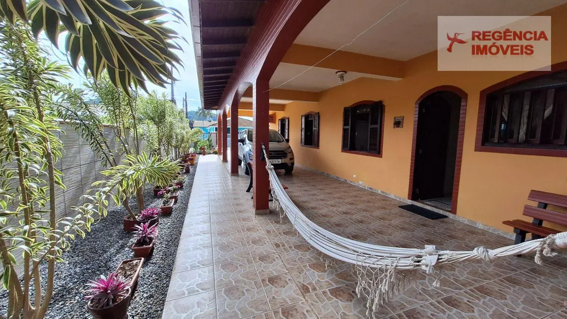 Foto 3 de Casa com 4 quartos à venda, 493m2 em Sao Francisco Do Sul - SC