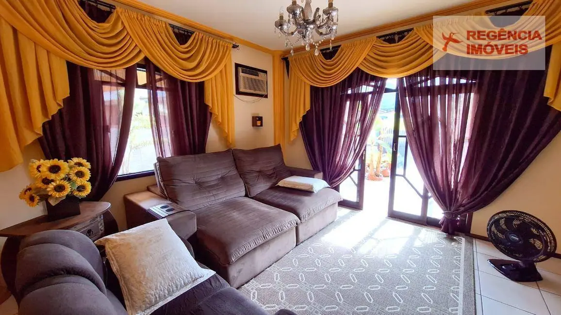 Foto 6 de Casa com 4 quartos à venda, 493m2 em Sao Francisco Do Sul - SC