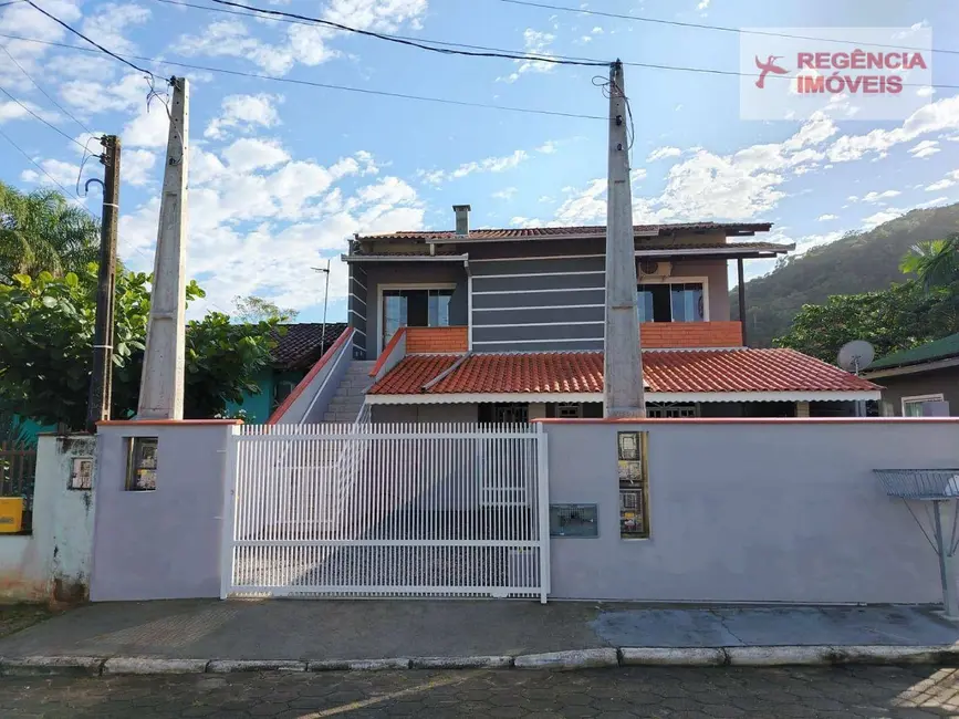Foto 1 de Apartamento com 2 quartos para alugar, 100m2 em Sao Francisco Do Sul - SC