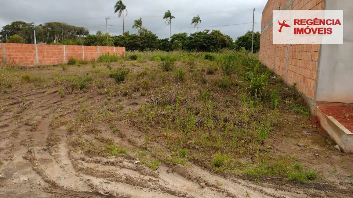 Foto 1 de Terreno / Lote à venda, 360m2 em Sao Francisco Do Sul - SC