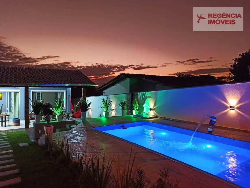 Foto 2 de Casa com 3 quartos à venda, 408m2 em Sao Francisco Do Sul - SC