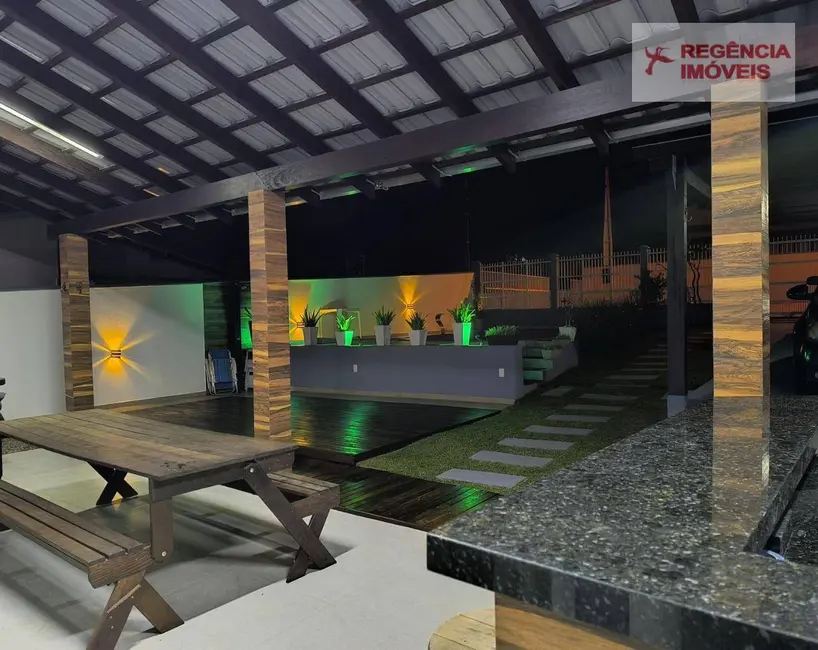 Foto 3 de Casa com 3 quartos à venda, 408m2 em Sao Francisco Do Sul - SC