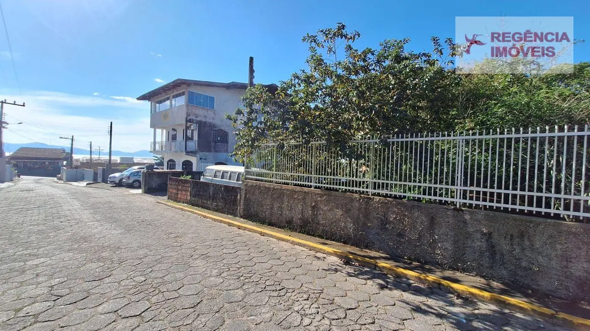 Foto 2 de Terreno / Lote à venda, 726m2 em Sao Francisco Do Sul - SC
