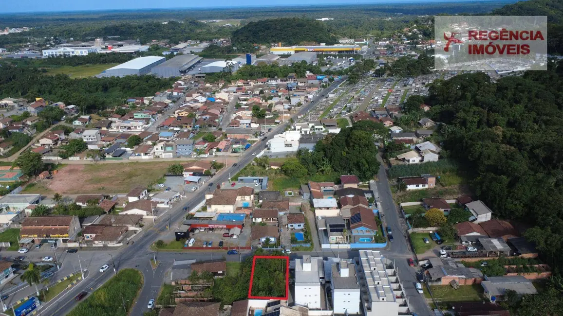 Foto 1 de Terreno / Lote à venda, 393m2 em Sao Francisco Do Sul - SC