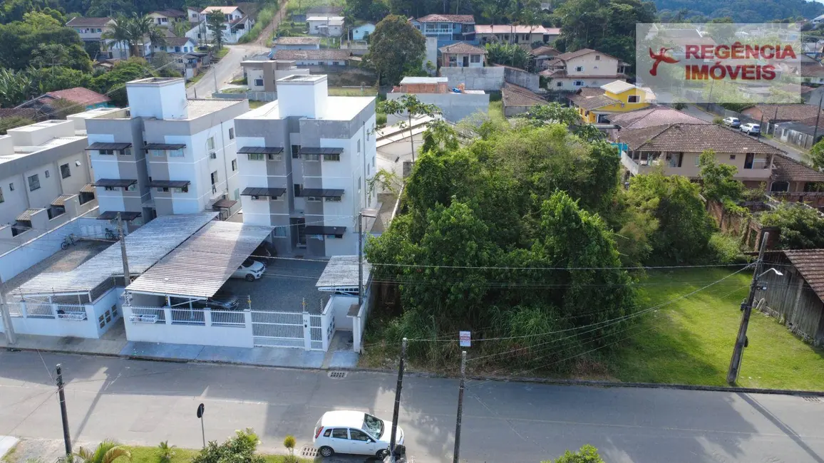 Foto 2 de Terreno / Lote à venda, 393m2 em Sao Francisco Do Sul - SC