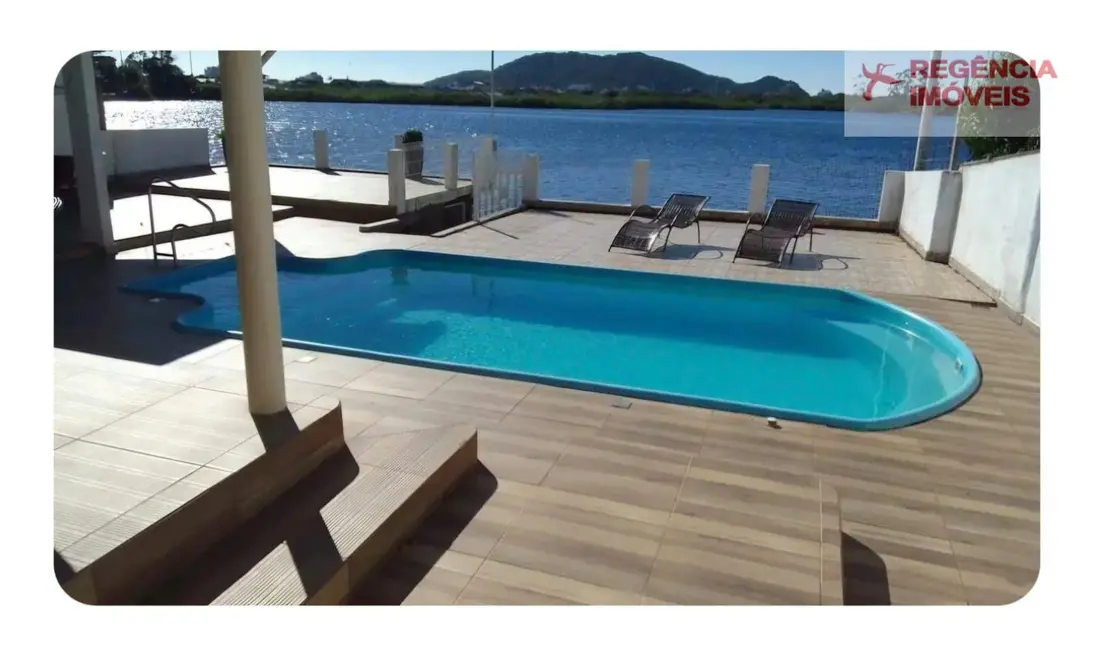 Foto 2 de Casa com 5 quartos para alugar, 500m2 em Ubatuba, Sao Francisco Do Sul - SC