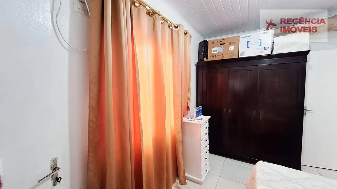 Foto 8 de Casa com 4 quartos à venda, 300m2 em Sao Francisco Do Sul - SC