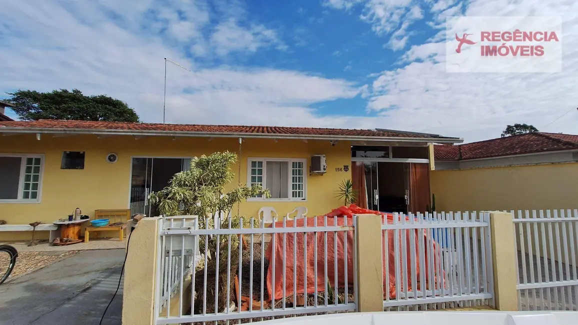 Foto 2 de Casa com 4 quartos à venda, 300m2 em Sao Francisco Do Sul - SC
