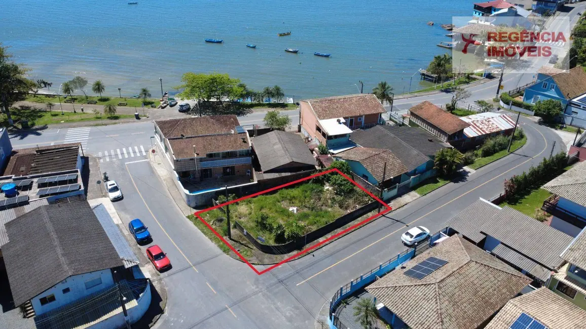 Foto 2 de Terreno / Lote à venda, 260m2 em Sao Francisco Do Sul - SC