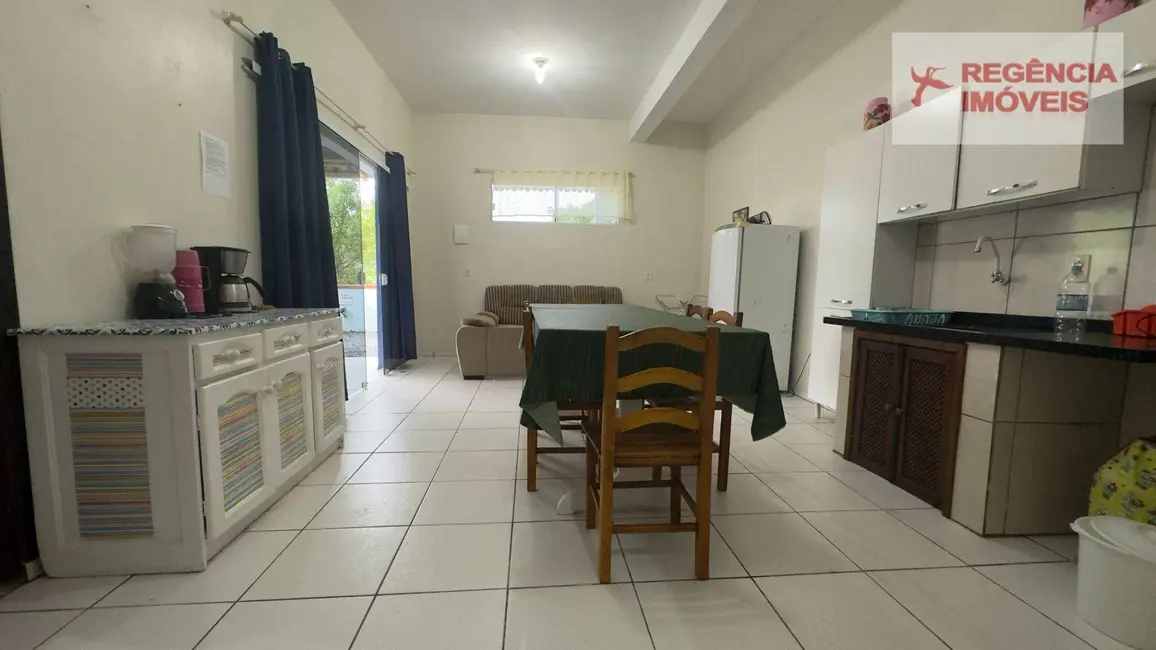 Foto 4 de Casa com 5 quartos à venda, 276m2 em Sao Francisco Do Sul - SC