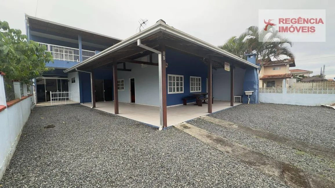 Foto 1 de Casa com 5 quartos à venda, 276m2 em Sao Francisco Do Sul - SC