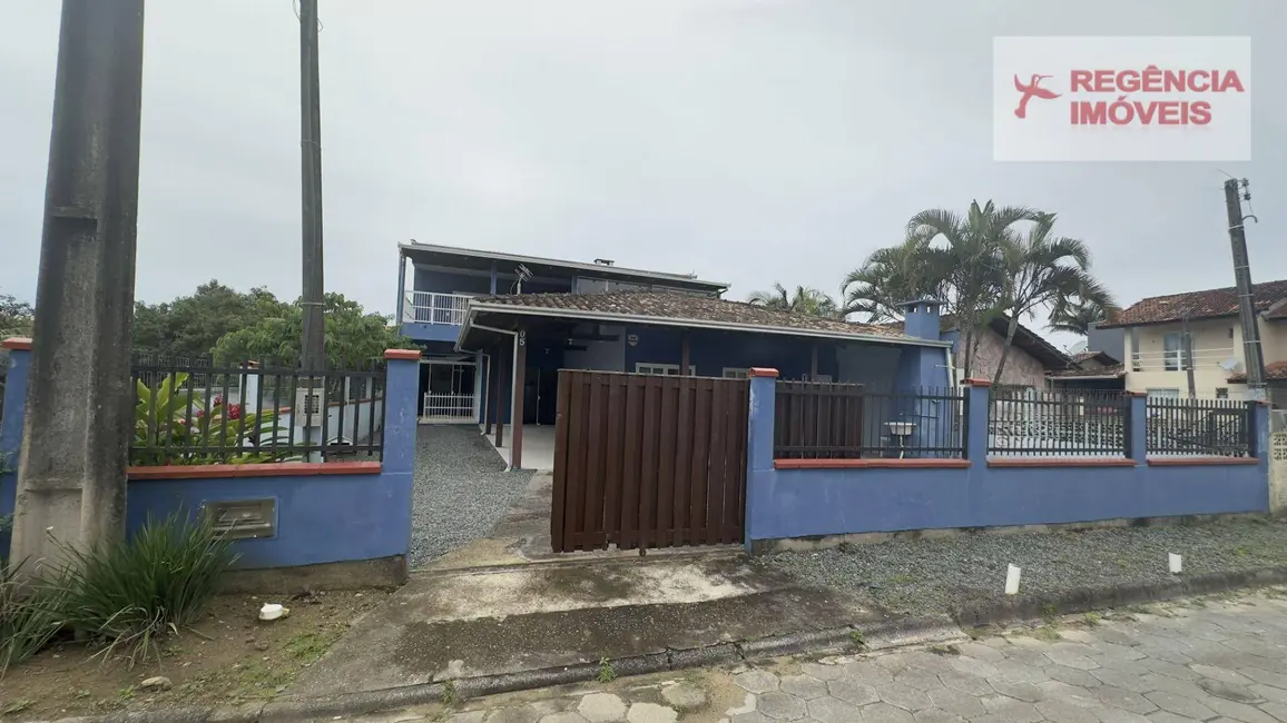 Foto 6 de Casa com 5 quartos à venda, 276m2 em Sao Francisco Do Sul - SC