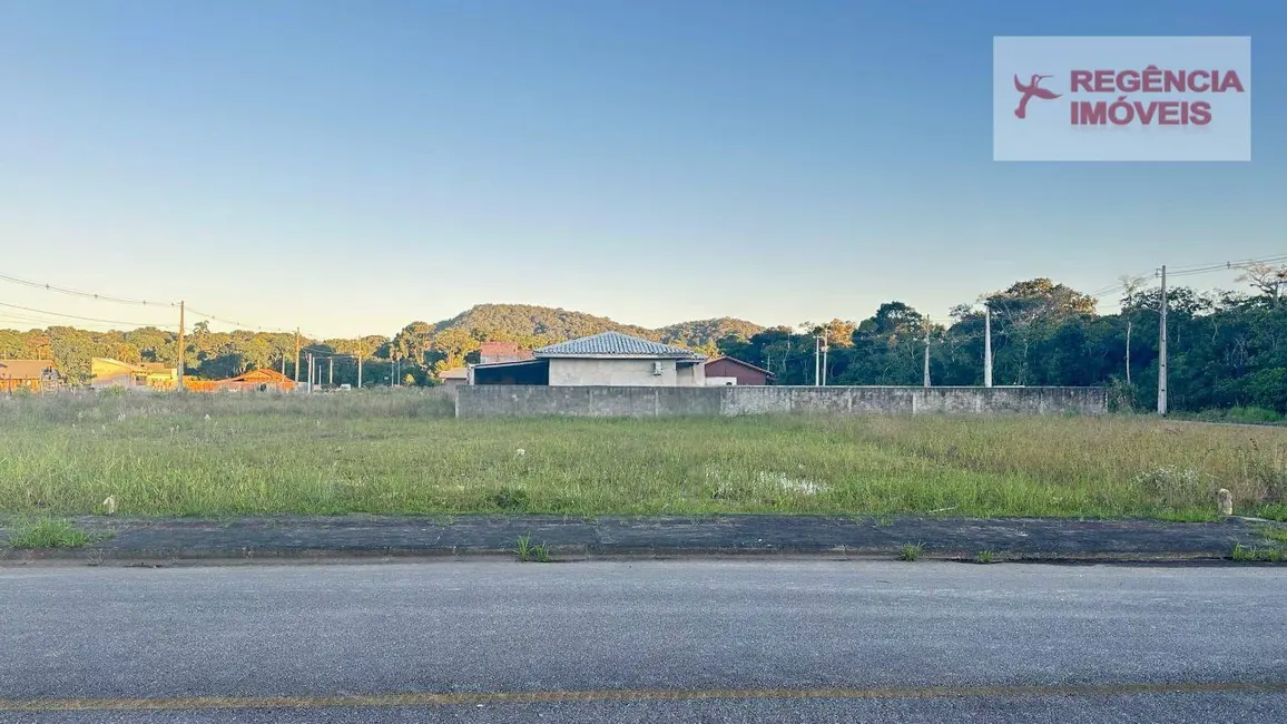 Foto 1 de Terreno / Lote à venda, 390m2 em Sao Francisco Do Sul - SC