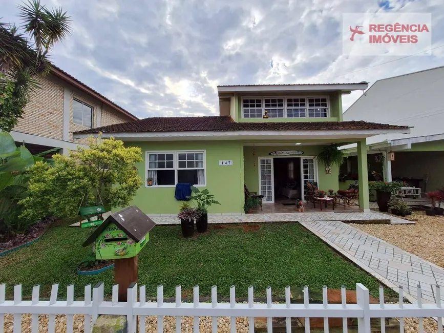 Foto 1 de Casa com 3 quartos à venda, 357m2 em Sao Francisco Do Sul - SC