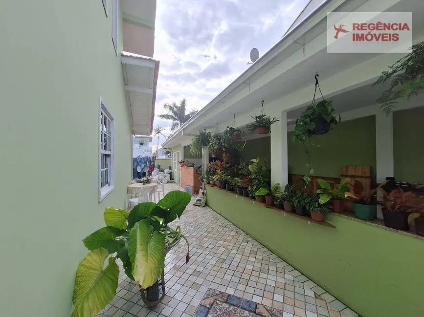 Foto 9 de Casa com 3 quartos à venda, 357m2 em Sao Francisco Do Sul - SC