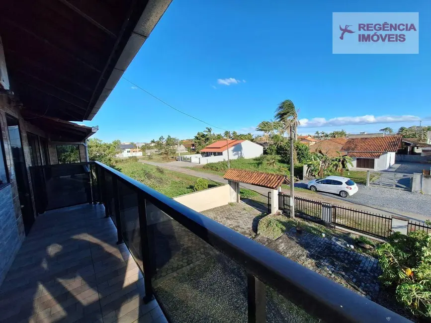 Foto 4 de Casa com 5 quartos à venda, 288m2 em Sao Francisco Do Sul - SC