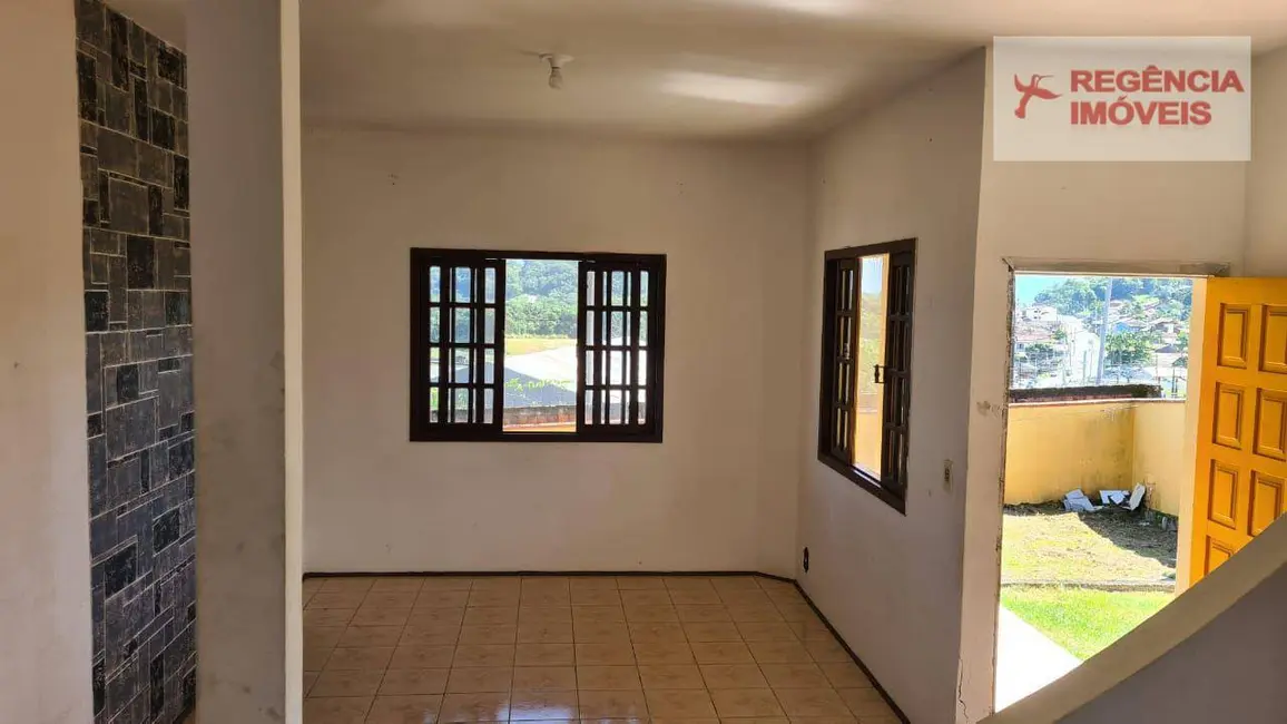Foto 2 de Casa com 3 quartos à venda, 450m2 em Sao Francisco Do Sul - SC