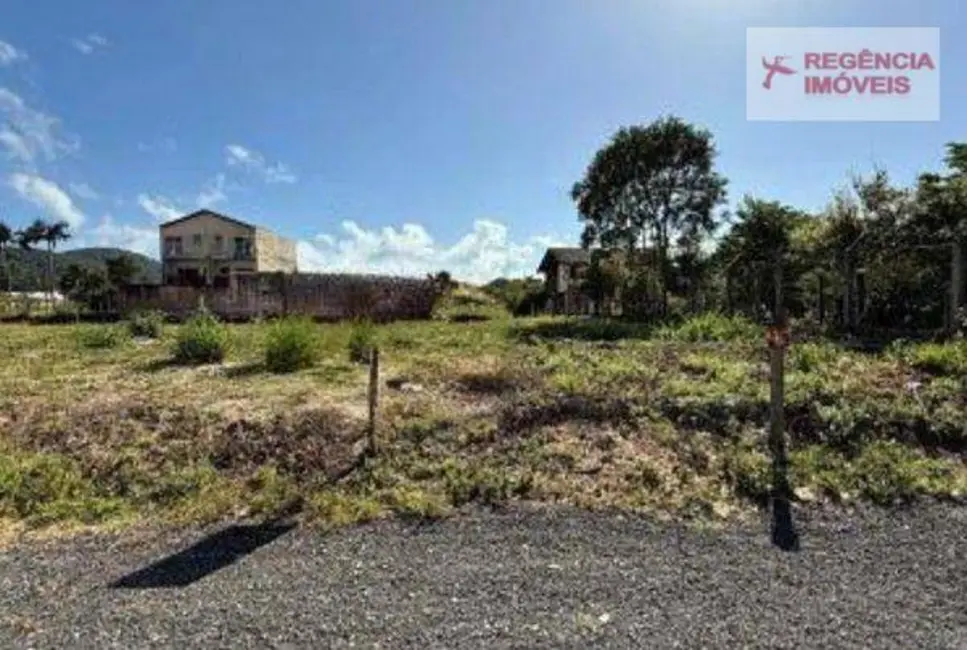 Foto 1 de Terreno / Lote à venda, 424m2 em Sao Francisco Do Sul - SC