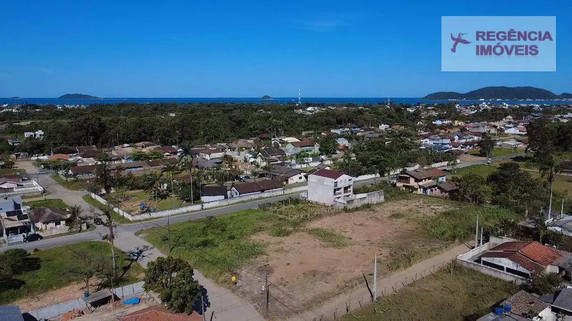 Foto 2 de Terreno / Lote à venda, 424m2 em Sao Francisco Do Sul - SC