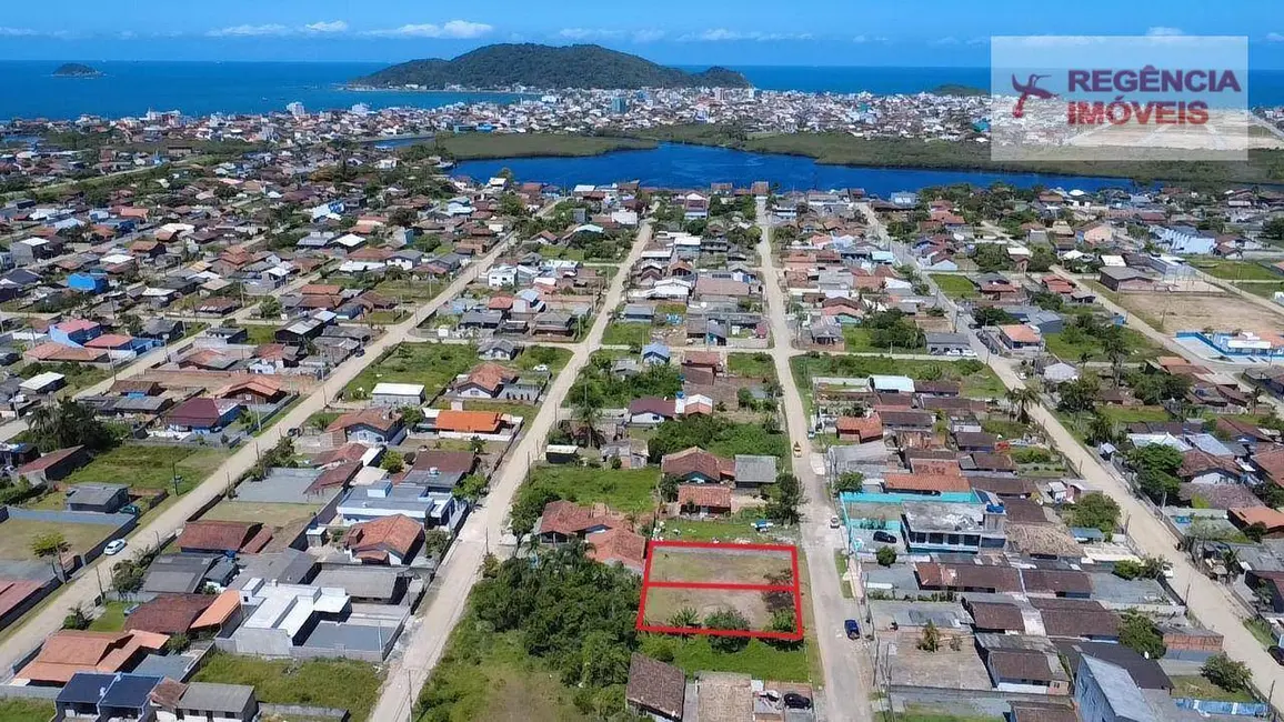 Foto 2 de Terreno / Lote à venda, 600m2 em Sao Francisco Do Sul - SC