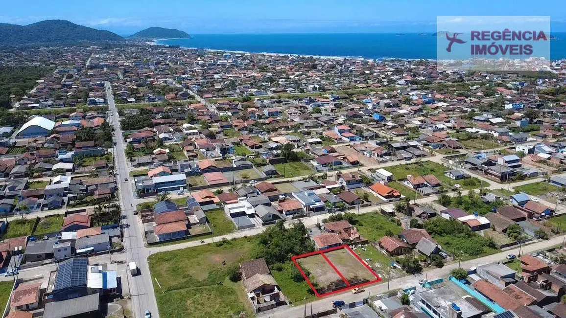Foto 1 de Terreno / Lote à venda, 600m2 em Sao Francisco Do Sul - SC