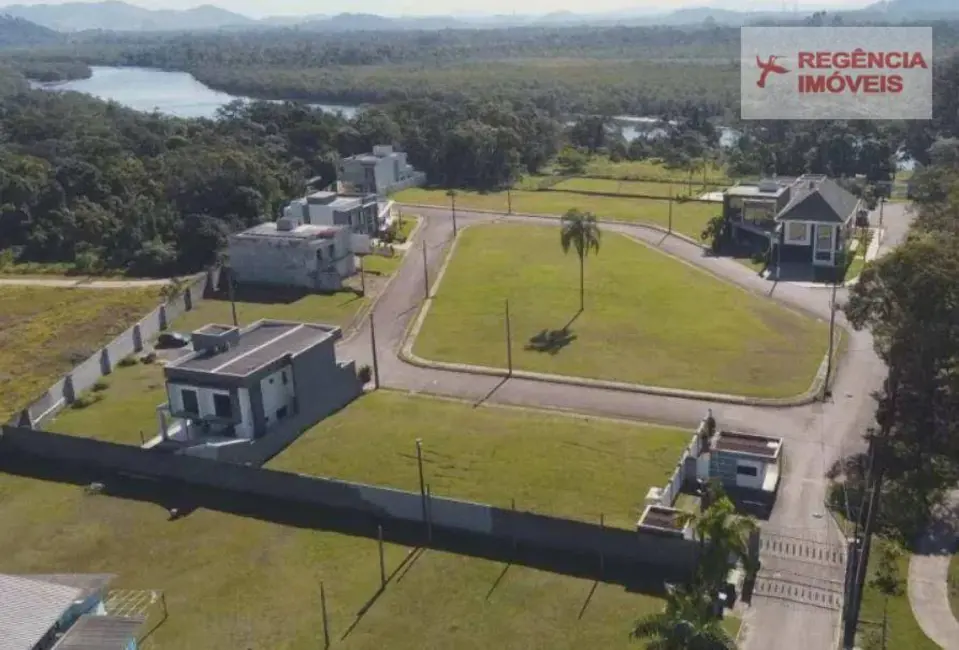 Terreno / Lote à venda, 312m2 em Centro, Araquari - SC - imagem 9 Foto 9 de Terreno / Lote à venda, 312m2 em Centro, Araquari - SC