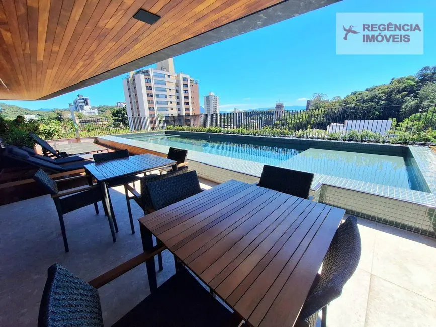 Foto 5 de Apartamento com 3 quartos à venda, 256m2 em Atiradores, Joinville - SC